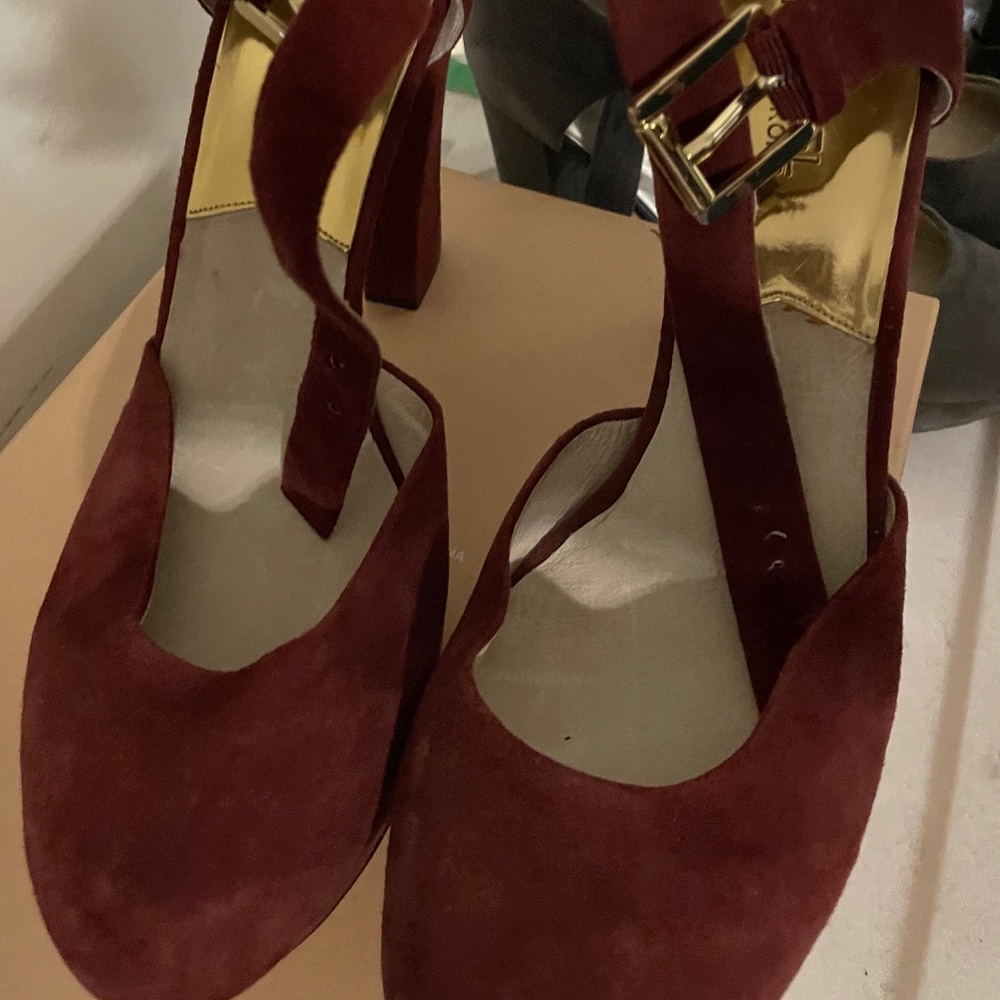 Micheal  Kors burgundy platforms